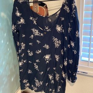 Billabong long sleeve dress